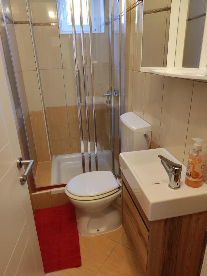 Apartments Katica Metajna Luaran gambar
