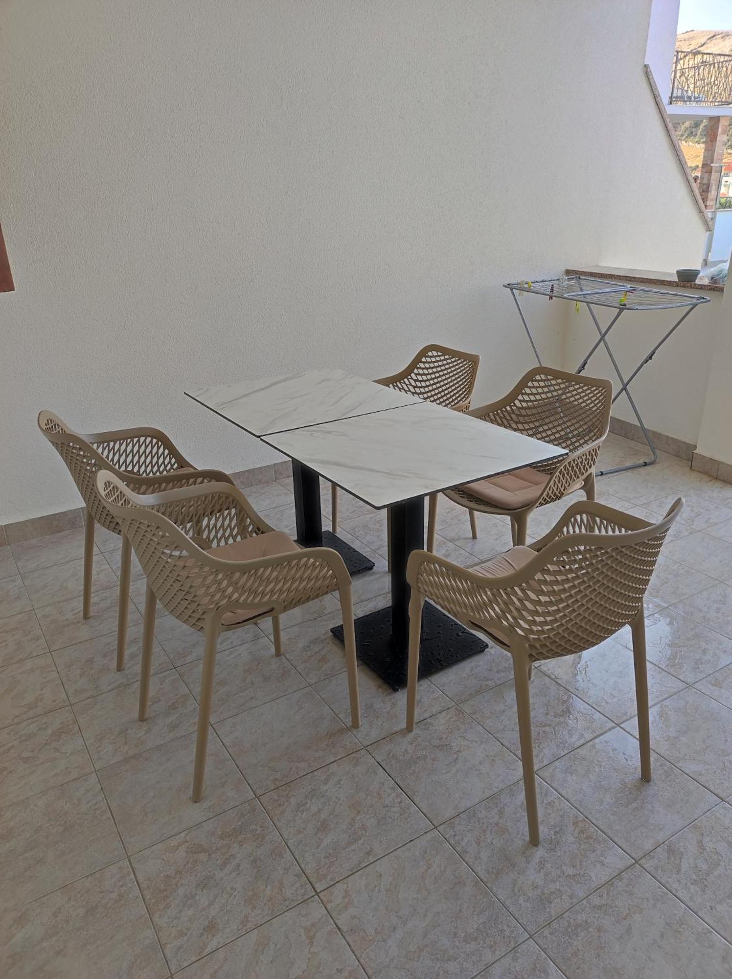 Apartments Katica Metajna Luaran gambar